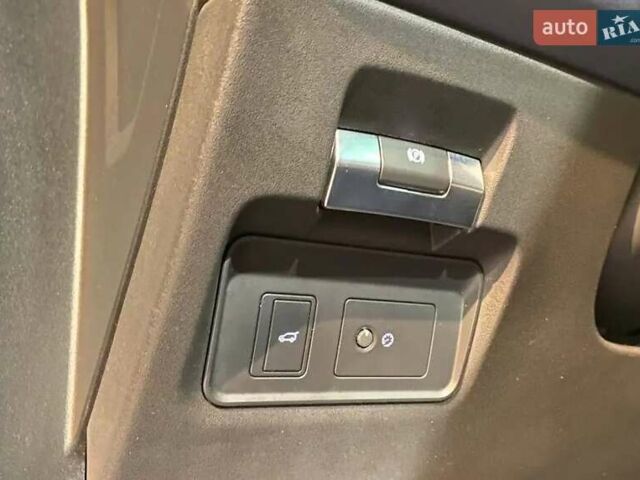 Бежевий Ленд Ровер Рендж Ровер Евок, об'ємом двигуна 2 л та пробігом 110 тис. км за 42000 $, фото 21 на Automoto.ua