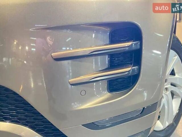 Бежевий Ленд Ровер Рендж Ровер Евок, об'ємом двигуна 2 л та пробігом 110 тис. км за 42000 $, фото 10 на Automoto.ua