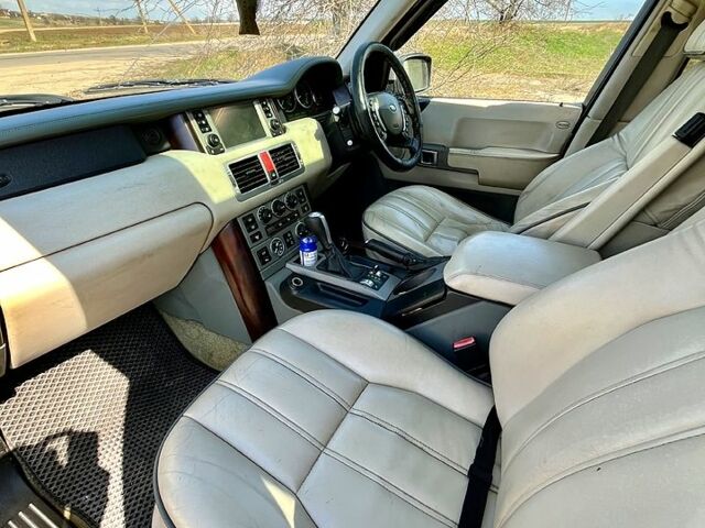 Черный Ленд Ровер Рендж Ровер Эвок, объемом двигателя 3 л и пробегом 300 тыс. км за 3000 $, фото 5 на Automoto.ua