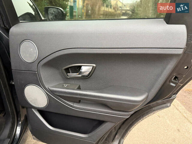 Чорний Ленд Ровер Рендж Ровер Евок, об'ємом двигуна 2 л та пробігом 163 тис. км за 14990 $, фото 18 на Automoto.ua