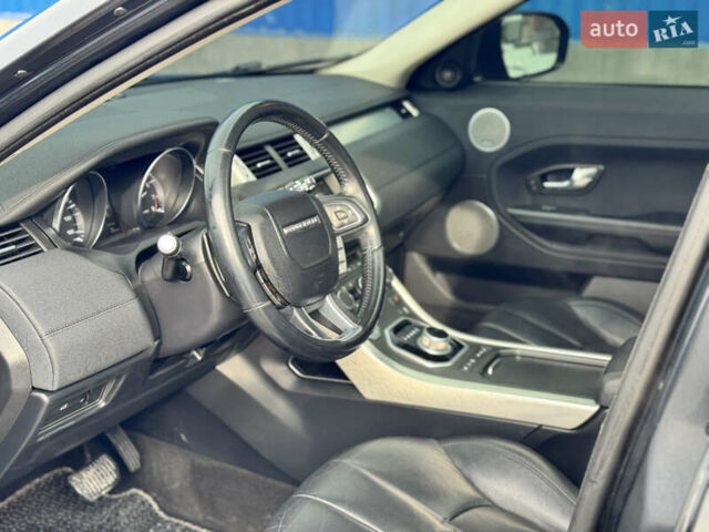 Черный Ленд Ровер Рендж Ровер Эвок, объемом двигателя 2 л и пробегом 163 тыс. км за 14500 $, фото 4 на Automoto.ua