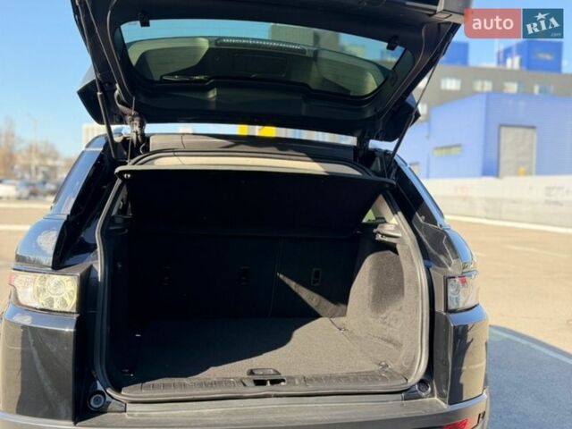 Черный Ленд Ровер Рендж Ровер Эвок, объемом двигателя 2.2 л и пробегом 221 тыс. км за 13900 $, фото 13 на Automoto.ua