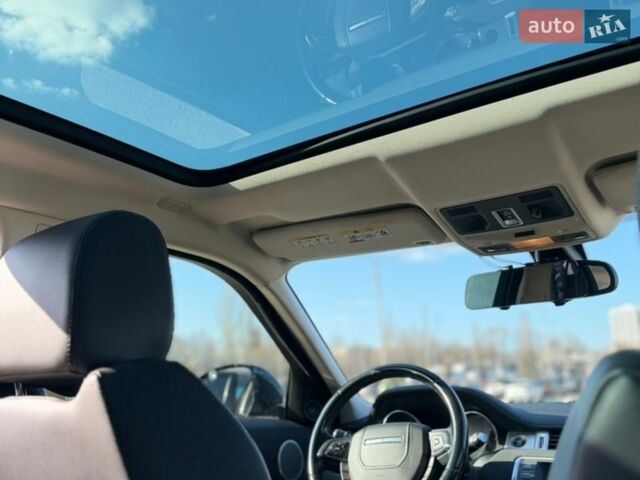 Черный Ленд Ровер Рендж Ровер Эвок, объемом двигателя 2.2 л и пробегом 221 тыс. км за 13900 $, фото 12 на Automoto.ua