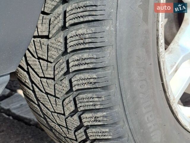 Чорний Ленд Ровер Рендж Ровер Евок, об'ємом двигуна 2.2 л та пробігом 275 тис. км за 15800 $, фото 9 на Automoto.ua