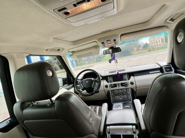 Чорний Ленд Ровер Рендж Ровер Евок, об'ємом двигуна 4.4 л та пробігом 190 тис. км за 28000 $, фото 8 на Automoto.ua