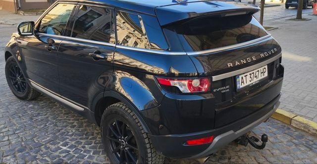 Чорний Ленд Ровер Рендж Ровер Евок, об'ємом двигуна 2.18 л та пробігом 286 тис. км за 17800 $, фото 12 на Automoto.ua