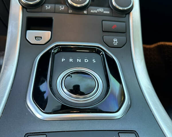 Ленд Ровер Рендж Ровер Евок 2011 у Софіївська Борщагівка на Automoto.ua Чорний Ленд Ровер Рендж Ровер Евок, об'ємом двигуна 2 л та пробігом 165 тис. км за 15500 $, фото 13 на Automoto.ua