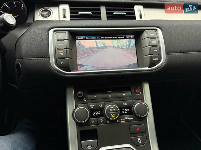 Чорний Ленд Ровер Рендж Ровер Евок, об'ємом двигуна 2 л та пробігом 163 тис. км за 14990 $, фото 13 на Automoto.ua