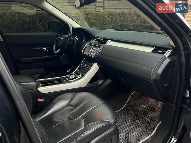 Черный Ленд Ровер Рендж Ровер Эвок, объемом двигателя 2 л и пробегом 163 тыс. км за 15990 $, фото 20 на Automoto.ua