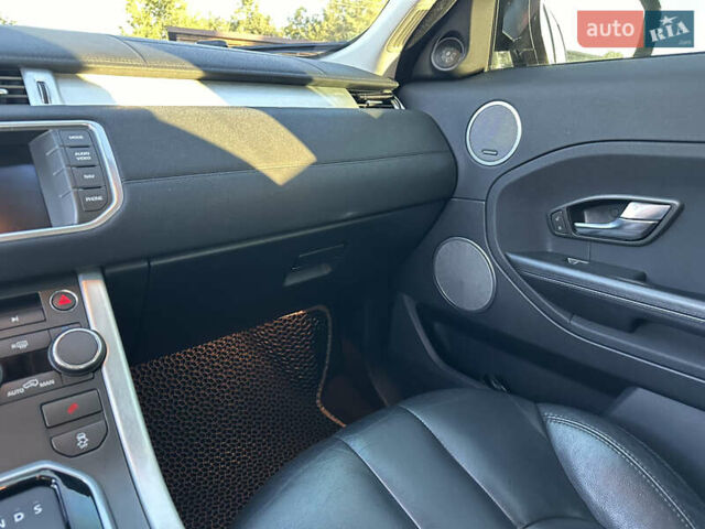 Ленд Ровер Рендж Ровер Евок 2011 у Софіївська Борщагівка на Automoto.ua Чорний Ленд Ровер Рендж Ровер Евок, об'ємом двигуна 2 л та пробігом 165 тис. км за 15500 $, фото 17 на Automoto.ua