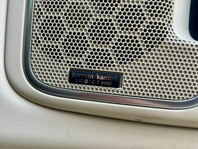 Чорний Ленд Ровер Рендж Ровер Евок, об'ємом двигуна 4.4 л та пробігом 190 тис. км за 28000 $, фото 12 на Automoto.ua