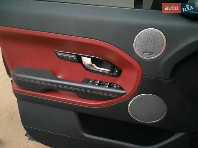 Черный Ленд Ровер Рендж Ровер Эвок, объемом двигателя 2 л и пробегом 122 тыс. км за 17002 $, фото 29 на Automoto.ua