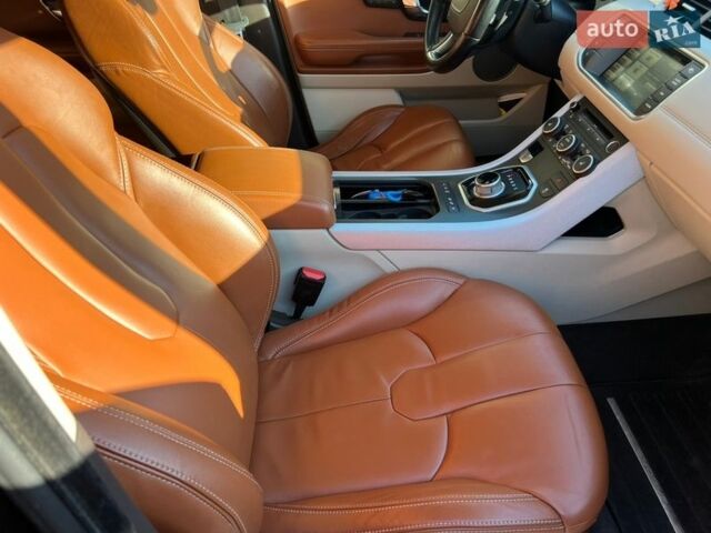 Чорний Ленд Ровер Рендж Ровер Евок, об'ємом двигуна 2.18 л та пробігом 200 тис. км за 18500 $, фото 8 на Automoto.ua