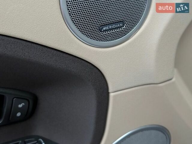 Чорний Ленд Ровер Рендж Ровер Евок, об'ємом двигуна 2 л та пробігом 230 тис. км за 16199 $, фото 23 на Automoto.ua