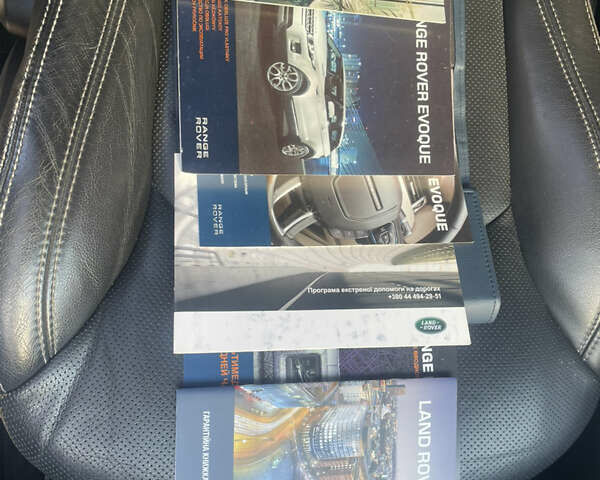 Чорний Ленд Ровер Рендж Ровер Евок, об'ємом двигуна 0 л та пробігом 146 тис. км за 18300 $, фото 6 на Automoto.ua