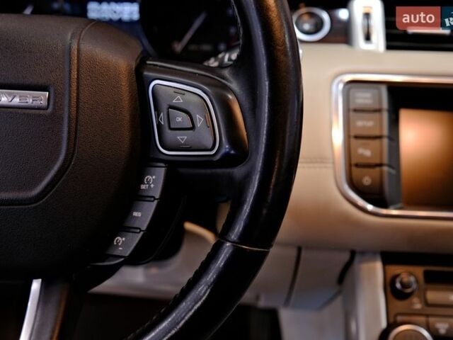 Чорний Ленд Ровер Рендж Ровер Евок, об'ємом двигуна 2 л та пробігом 94 тис. км за 14900 $, фото 19 на Automoto.ua