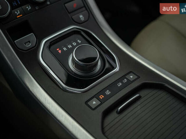 Черный Ленд Ровер Рендж Ровер Эвок, объемом двигателя 2.18 л и пробегом 150 тыс. км за 17500 $, фото 32 на Automoto.ua