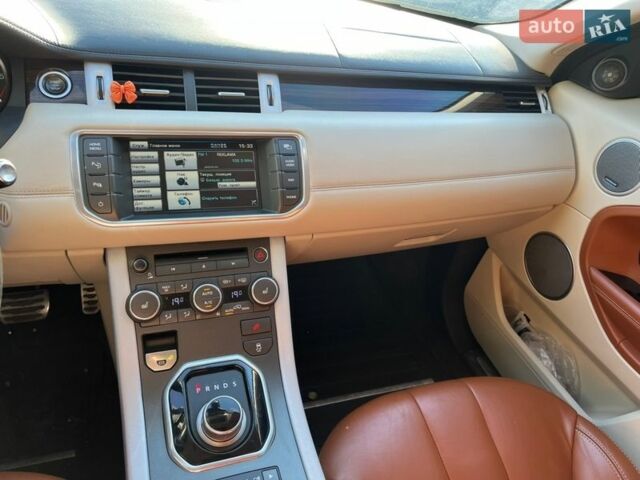 Чорний Ленд Ровер Рендж Ровер Евок, об'ємом двигуна 2.18 л та пробігом 200 тис. км за 18500 $, фото 10 на Automoto.ua