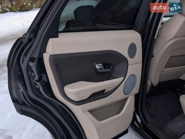 Чорний Ленд Ровер Рендж Ровер Евок, об'ємом двигуна 2 л та пробігом 230 тис. км за 16199 $, фото 19 на Automoto.ua