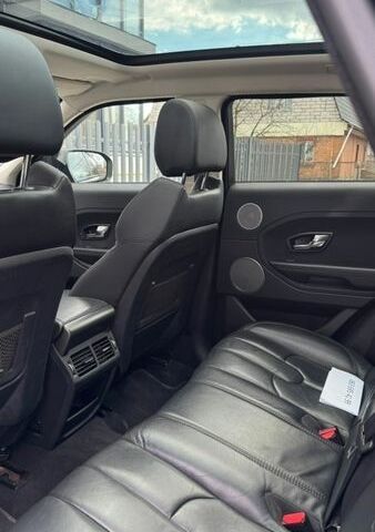 Чорний Ленд Ровер Рендж Ровер Евок, об'ємом двигуна 2 л та пробігом 179 тис. км за 13500 $, фото 11 на Automoto.ua