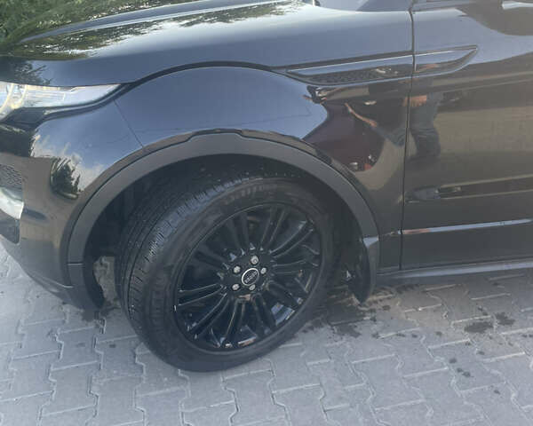 Чорний Ленд Ровер Рендж Ровер Евок, об'ємом двигуна 0 л та пробігом 146 тис. км за 18300 $, фото 3 на Automoto.ua