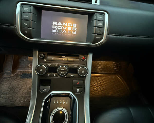 Чорний Ленд Ровер Рендж Ровер Евок, об'ємом двигуна 2.18 л та пробігом 164 тис. км за 18500 $, фото 8 на Automoto.ua