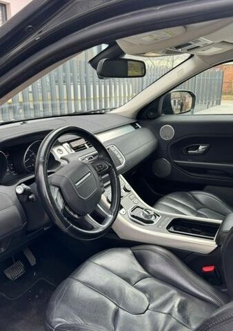 Чорний Ленд Ровер Рендж Ровер Евок, об'ємом двигуна 2 л та пробігом 179 тис. км за 13500 $, фото 6 на Automoto.ua