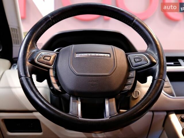 Чорний Ленд Ровер Рендж Ровер Евок, об'ємом двигуна 2 л та пробігом 94 тис. км за 14900 $, фото 44 на Automoto.ua