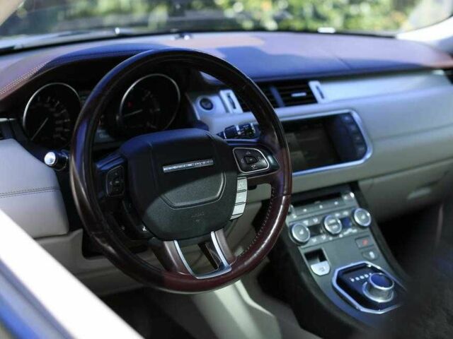 Чорний Ленд Ровер Рендж Ровер Евок, об'ємом двигуна 1.9 л та пробігом 176 тис. км за 13200 $, фото 4 на Automoto.ua