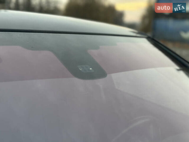 Чорний Ленд Ровер Рендж Ровер Евок, об'ємом двигуна 2 л та пробігом 160 тис. км за 13950 $, фото 33 на Automoto.ua