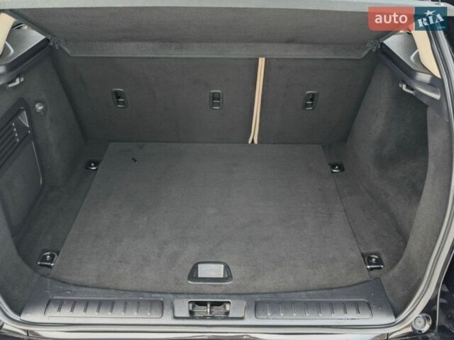 Чорний Ленд Ровер Рендж Ровер Евок, об'ємом двигуна 2 л та пробігом 230 тис. км за 16199 $, фото 31 на Automoto.ua