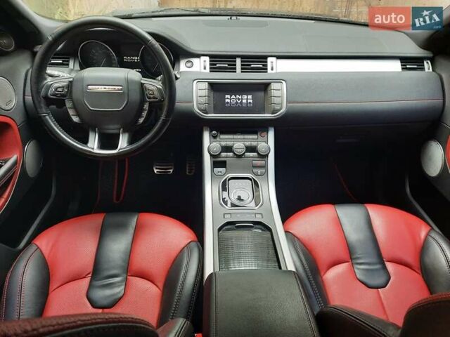 Чорний Ленд Ровер Рендж Ровер Евок, об'ємом двигуна 2 л та пробігом 122 тис. км за 16999 $, фото 5 на Automoto.ua