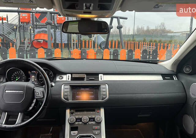 Чорний Ленд Ровер Рендж Ровер Евок, об'ємом двигуна 2 л та пробігом 174 тис. км за 15700 $, фото 16 на Automoto.ua