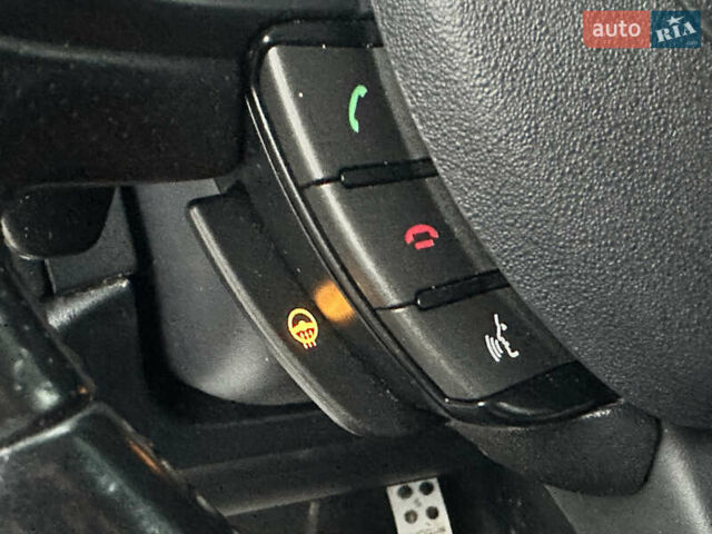 Чорний Ленд Ровер Рендж Ровер Евок, об'ємом двигуна 2 л та пробігом 160 тис. км за 12900 $, фото 40 на Automoto.ua