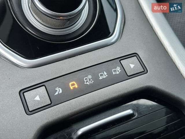 Чорний Ленд Ровер Рендж Ровер Евок, об'ємом двигуна 2 л та пробігом 160 тис. км за 12900 $, фото 38 на Automoto.ua