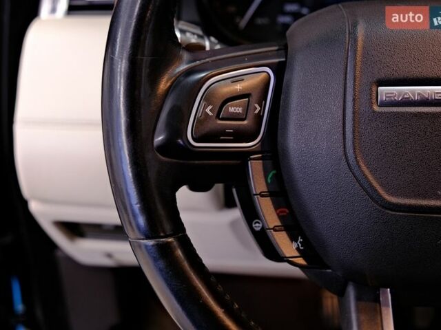 Чорний Ленд Ровер Рендж Ровер Евок, об'ємом двигуна 2 л та пробігом 94 тис. км за 14900 $, фото 20 на Automoto.ua