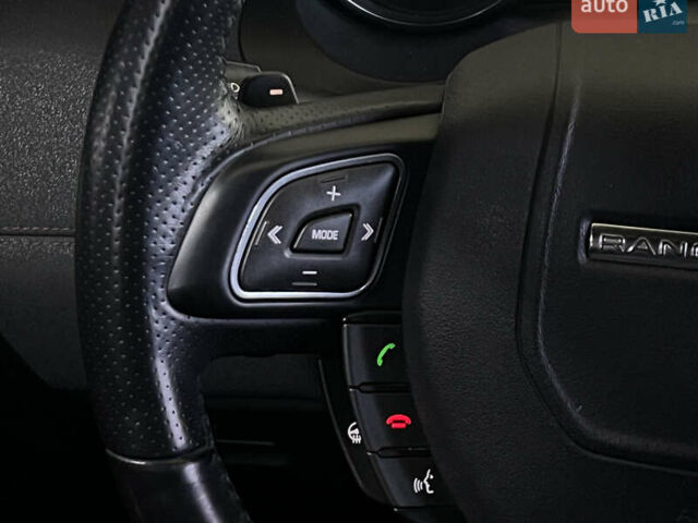 Чорний Ленд Ровер Рендж Ровер Евок, об'ємом двигуна 2 л та пробігом 125 тис. км за 17499 $, фото 17 на Automoto.ua