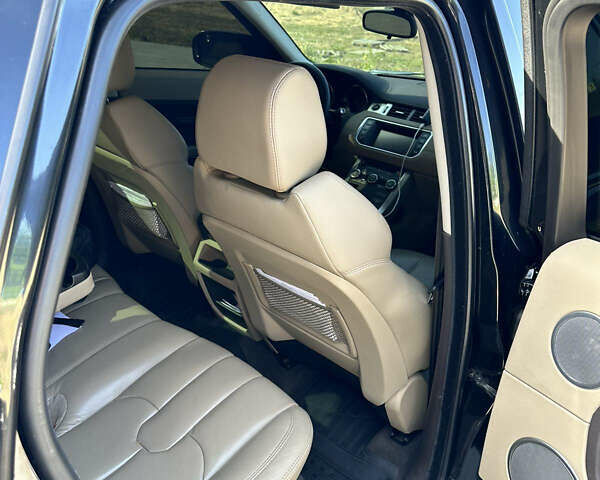 Чорний Ленд Ровер Рендж Ровер Евок, об'ємом двигуна 2.18 л та пробігом 148 тис. км за 18000 $, фото 9 на Automoto.ua