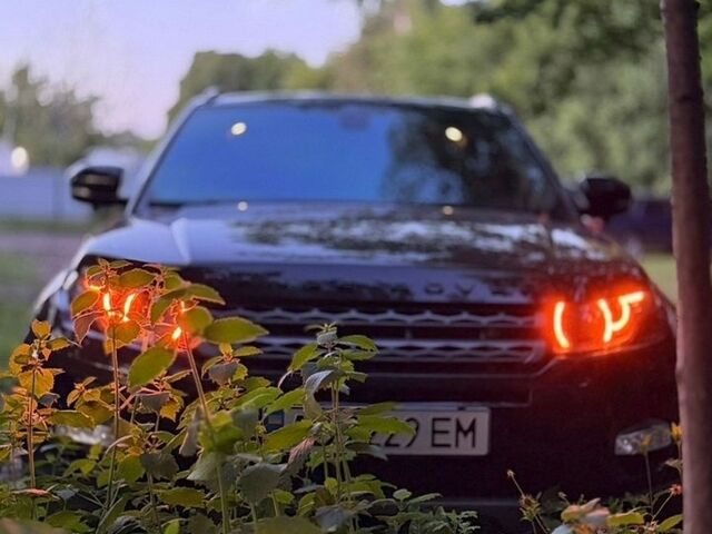 Чорний Ленд Ровер Рендж Ровер Евок, об'ємом двигуна 2.18 л та пробігом 156 тис. км за 20900 $, фото 10 на Automoto.ua