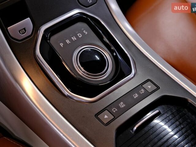 Чорний Ленд Ровер Рендж Ровер Евок, об'ємом двигуна 2 л та пробігом 94 тис. км за 14900 $, фото 15 на Automoto.ua