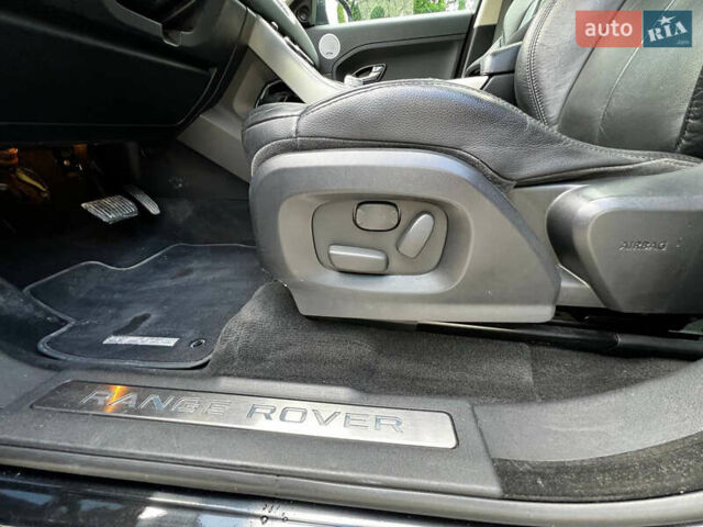 Черный Ленд Ровер Рендж Ровер Эвок, объемом двигателя 2 л и пробегом 172 тыс. км за 16900 $, фото 37 на Automoto.ua