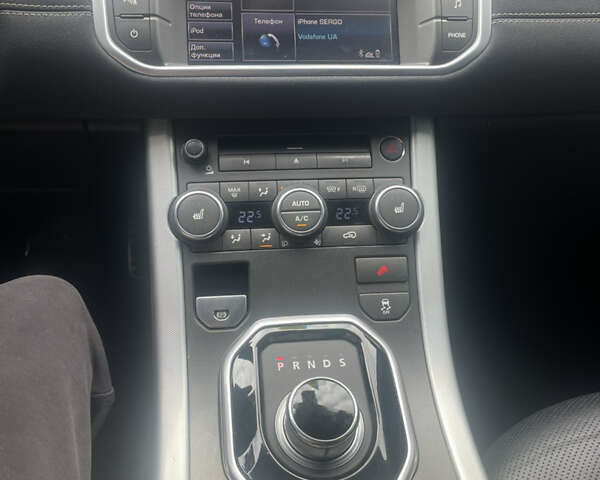 Чорний Ленд Ровер Рендж Ровер Евок, об'ємом двигуна 0 л та пробігом 146 тис. км за 18300 $, фото 11 на Automoto.ua