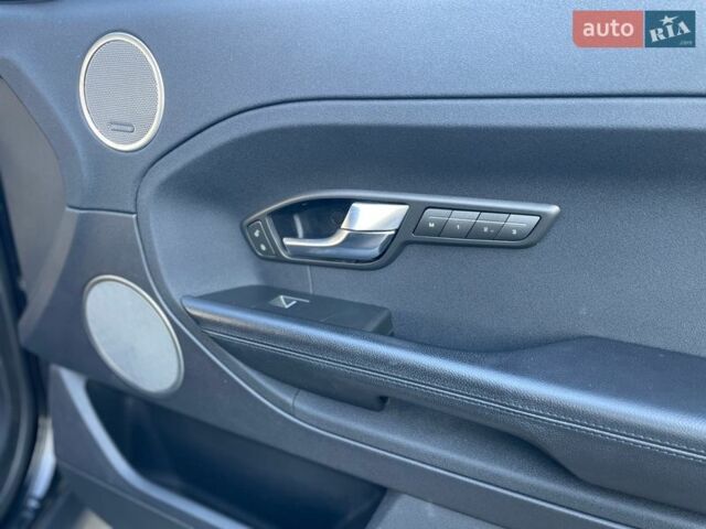 Черный Ленд Ровер Рендж Ровер Эвок, объемом двигателя 2 л и пробегом 214 тыс. км за 13500 $, фото 25 на Automoto.ua