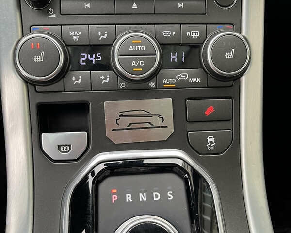 Черный Ленд Ровер Рендж Ровер Эвок, объемом двигателя 2 л и пробегом 212 тыс. км за 13800 $, фото 17 на Automoto.ua