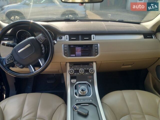 Черный Ленд Ровер Рендж Ровер Эвок, объемом двигателя 2.18 л и пробегом 235 тыс. км за 18700 $, фото 6 на Automoto.ua