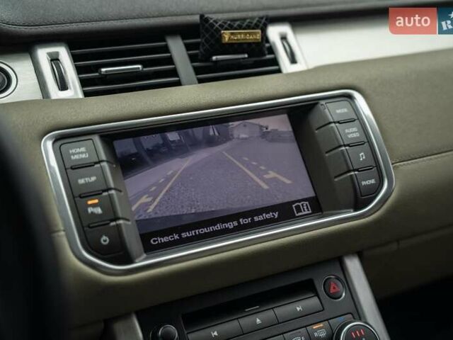 Чорний Ленд Ровер Рендж Ровер Евок, об'ємом двигуна 2.18 л та пробігом 150 тис. км за 18500 $, фото 26 на Automoto.ua