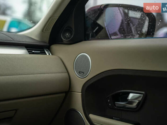 Черный Ленд Ровер Рендж Ровер Эвок, объемом двигателя 2.18 л и пробегом 150 тыс. км за 17500 $, фото 27 на Automoto.ua