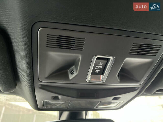 Черный Ленд Ровер Рендж Ровер Эвок, объемом двигателя 2 л и пробегом 212 тыс. км за 13800 $, фото 19 на Automoto.ua