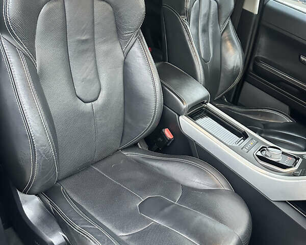 Чорний Ленд Ровер Рендж Ровер Евок, об'ємом двигуна 2 л та пробігом 160 тис. км за 12900 $, фото 45 на Automoto.ua