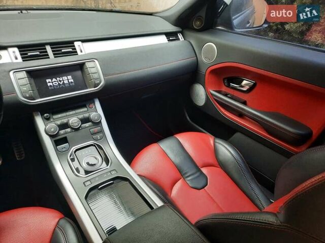 Черный Ленд Ровер Рендж Ровер Эвок, объемом двигателя 2 л и пробегом 122 тыс. км за 17002 $, фото 1 на Automoto.ua